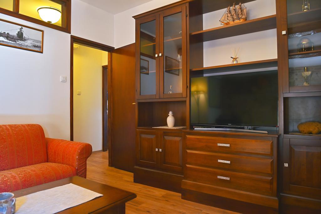 Antique Apartment Arsenale Rovinj Ngoại thất bức ảnh